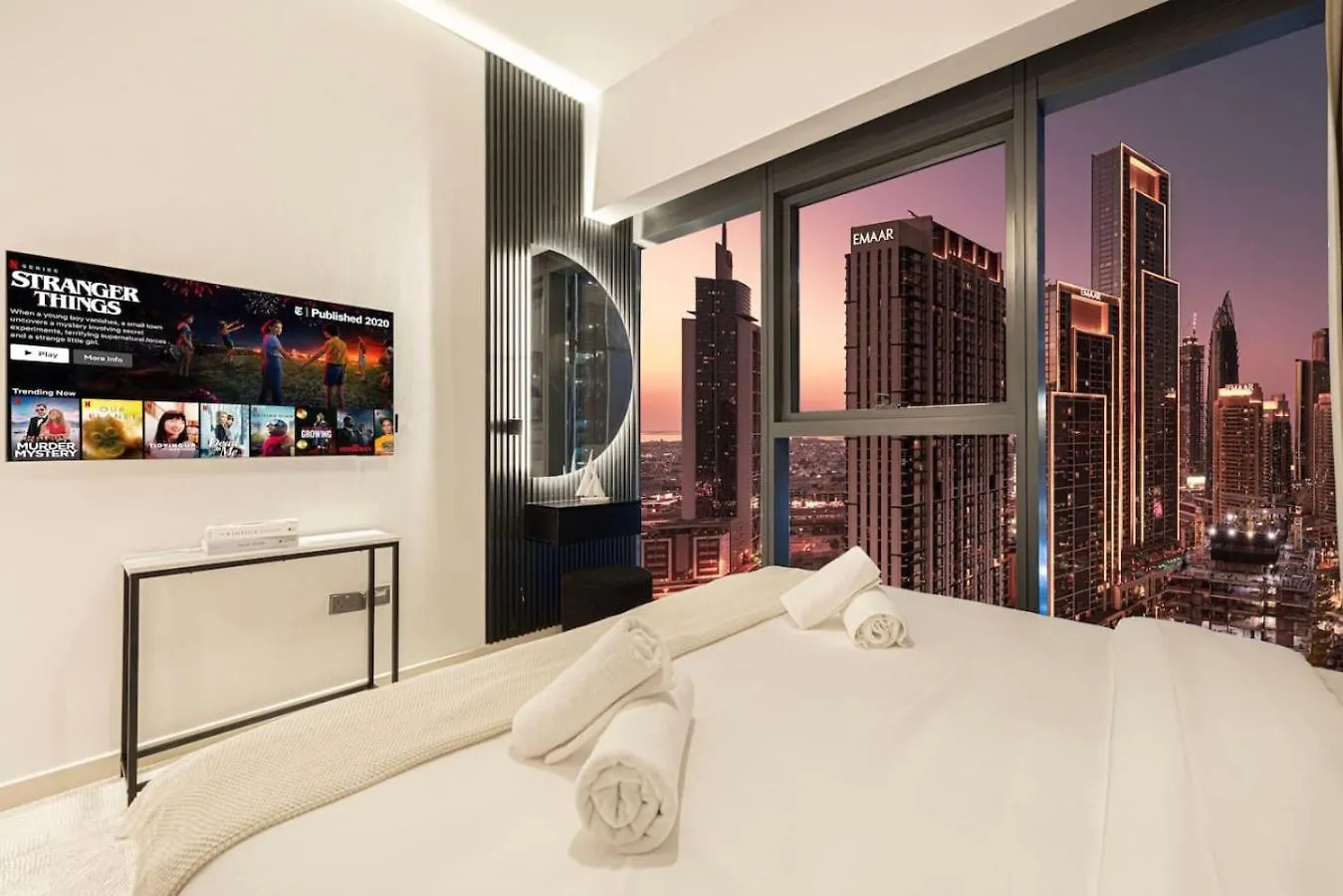 Brand New 2Br In Act One Apartment Dubai