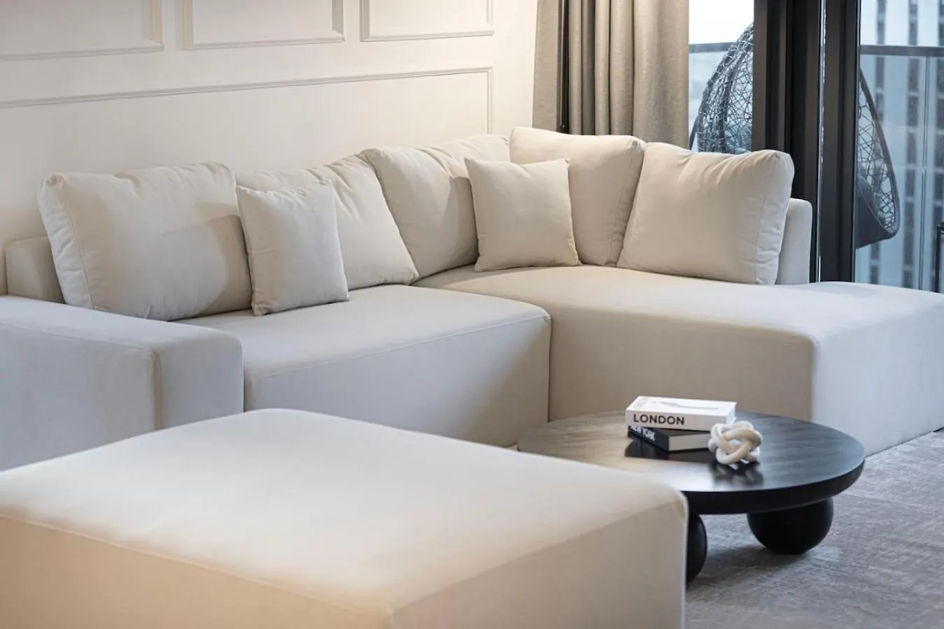 Brand New 2Br In Act One Apartment Dubai