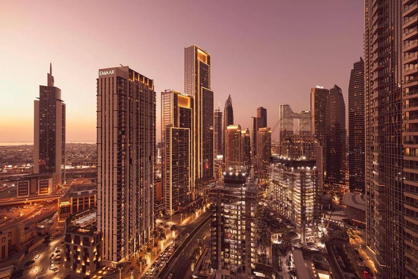 Brand New 2Br In Act One Apartment Dubai