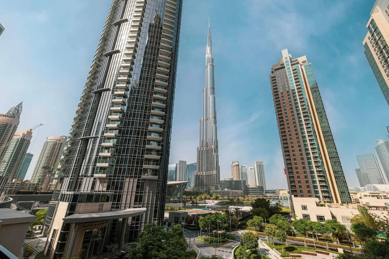 Brand New 2Br In Act One Apartment Dubai