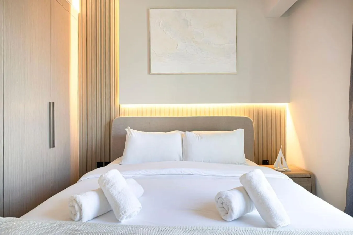 Brand New 2Br In Act One Apartment Dubai 0*,